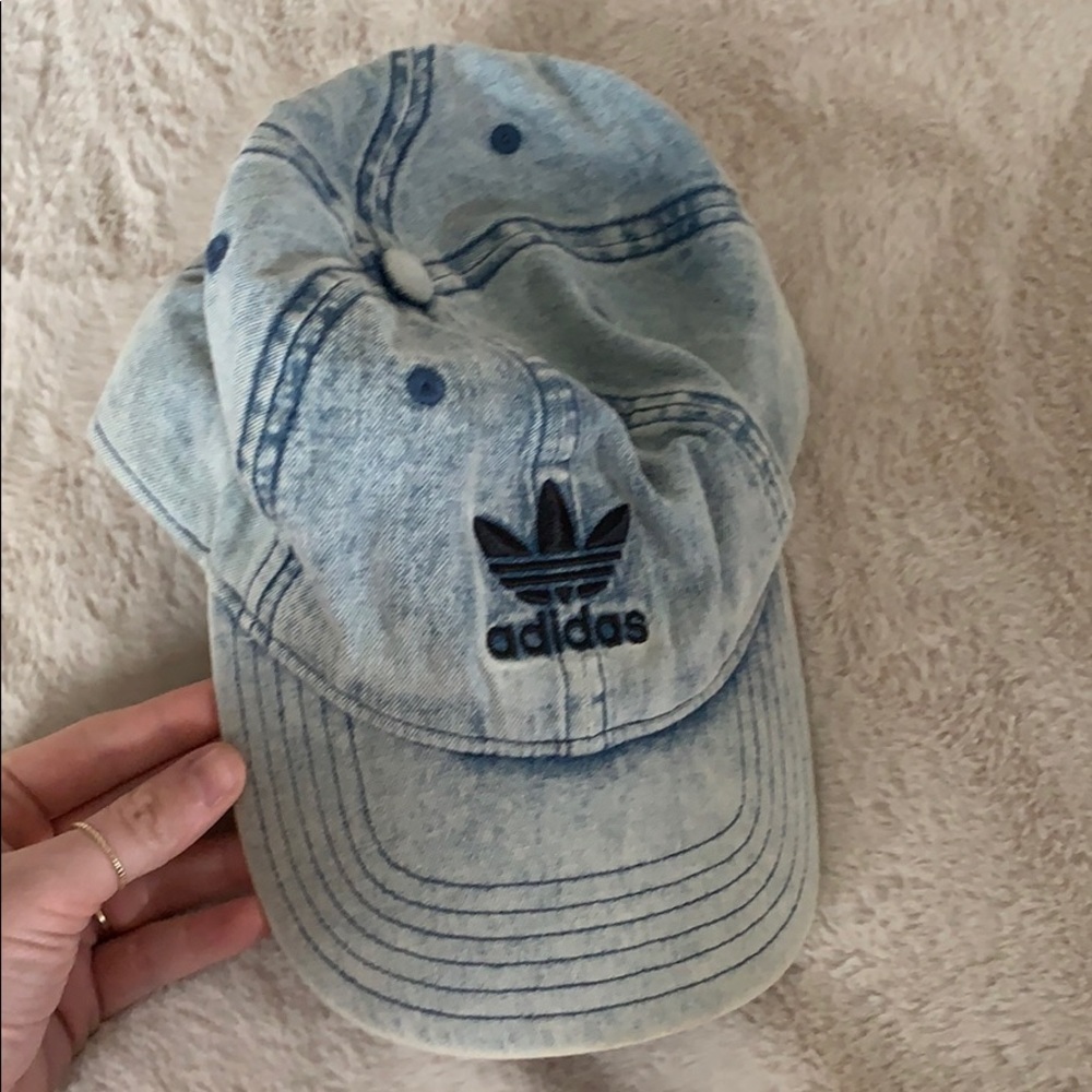 ADIDAS women’s hat